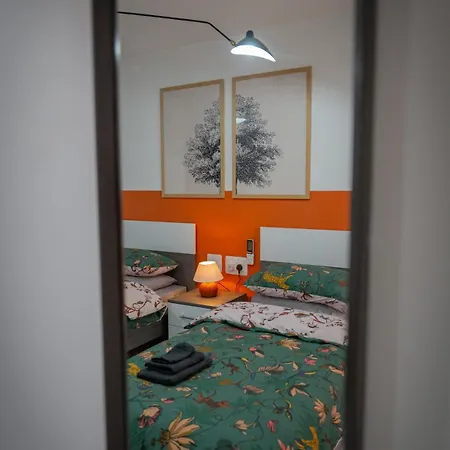 Seaside 2 Bedroom Modern Family Friendly Flat 아파트